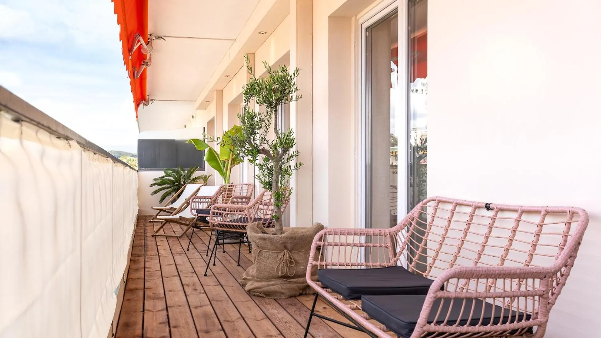 Spacieux Appartement De 114 M2 A 5 Min Des Plages - Proximite Tous Commerces Et Transports Antibes