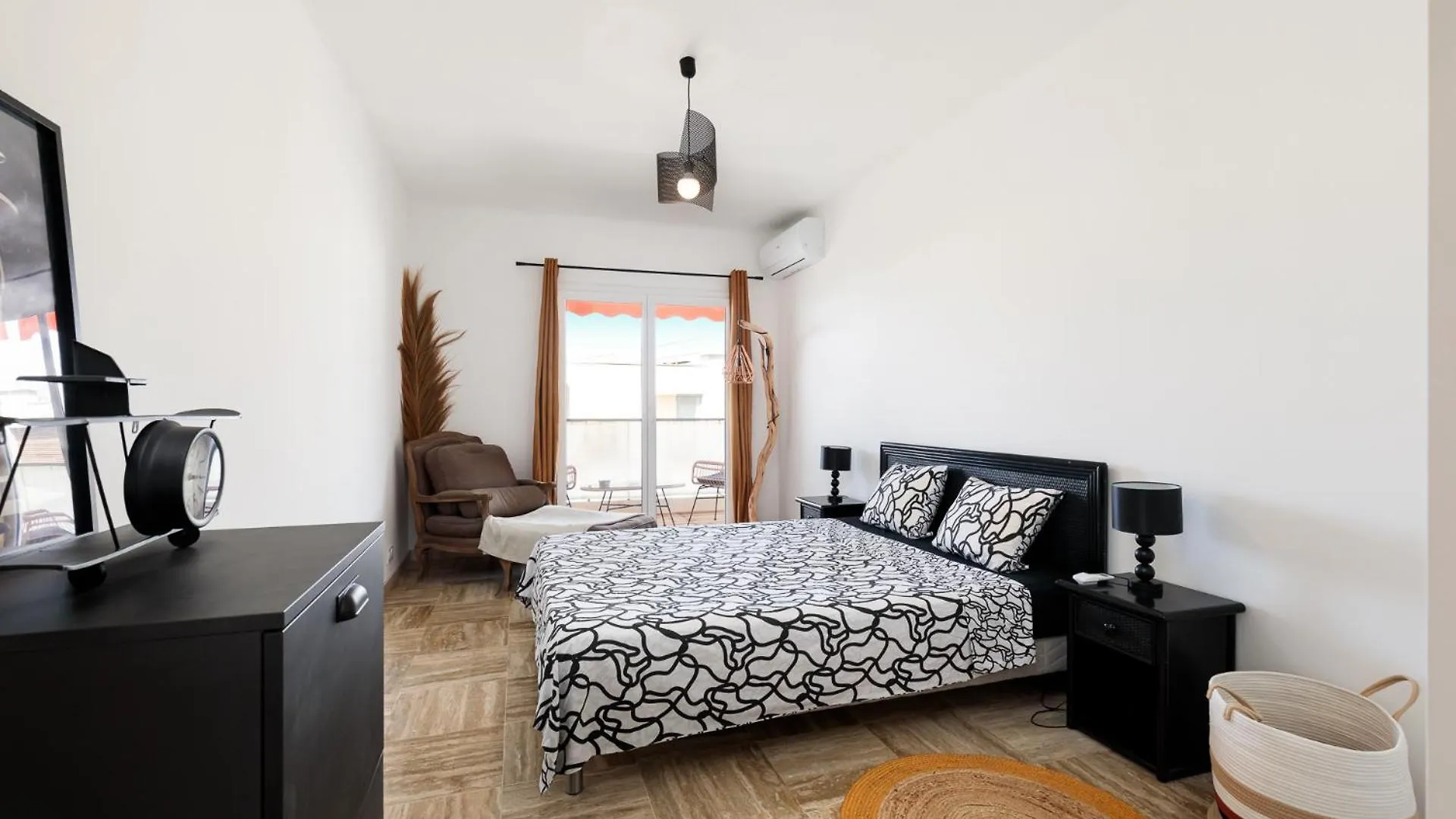 Apartment Spacieux Appartement De 114 M2 A 5 Min Des Plages - Proximite Tous Commerces Et Transports Antibes France