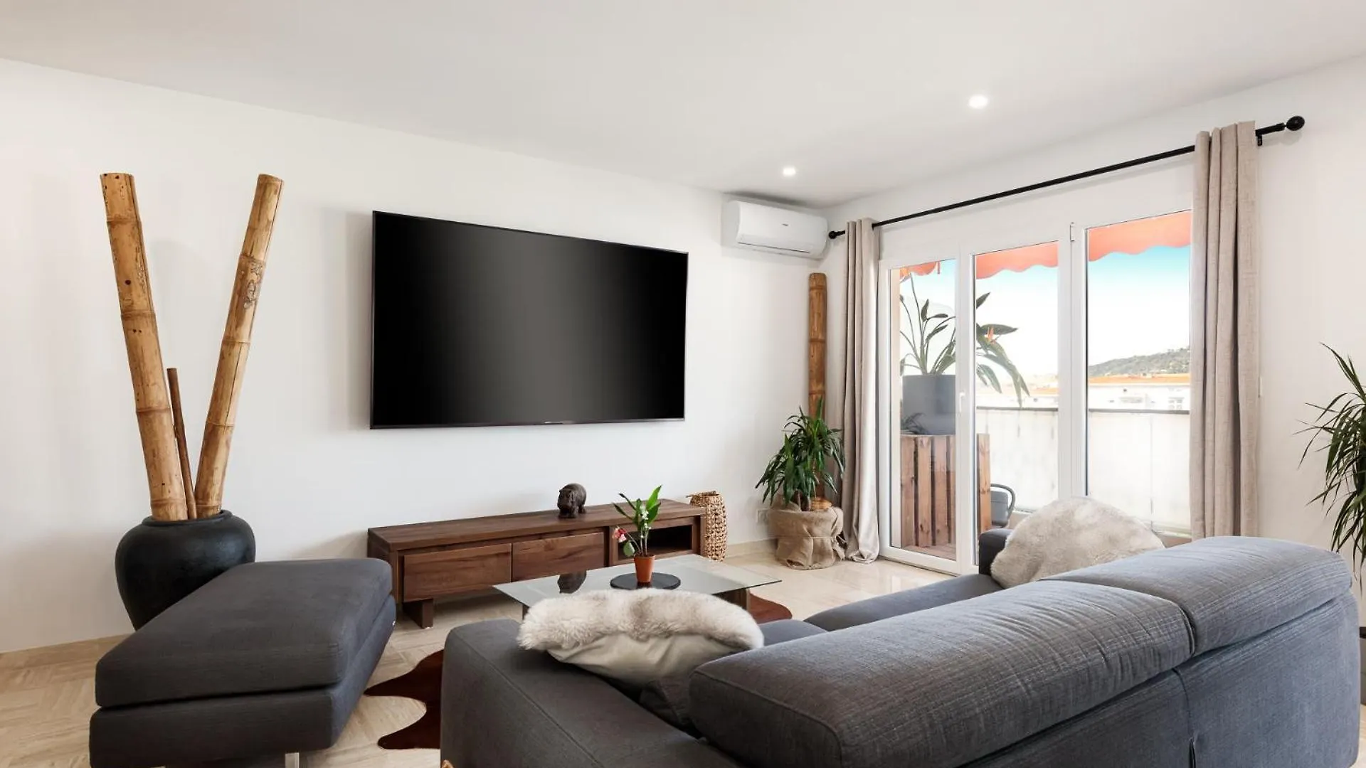 Spacieux Appartement De 114 M2 A 5 Min Des Plages - Proximite Tous Commerces Et Transports Antibes